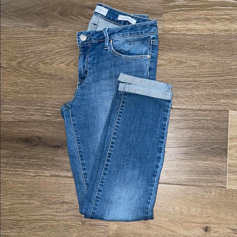 Jessica Simpson crop jeans size 28